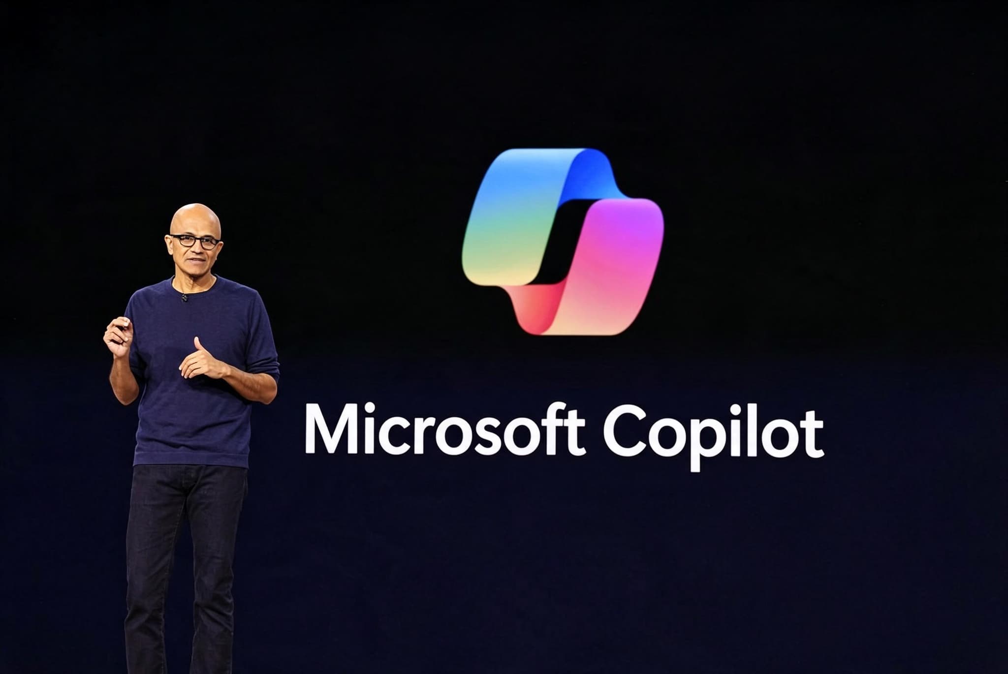 Сатья Наделла выступает на фоне Microsoft Copilot; в материале упоминается его идея о контроле действий AI-агентов.